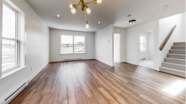 5 Diamond Marsh Unfurnished